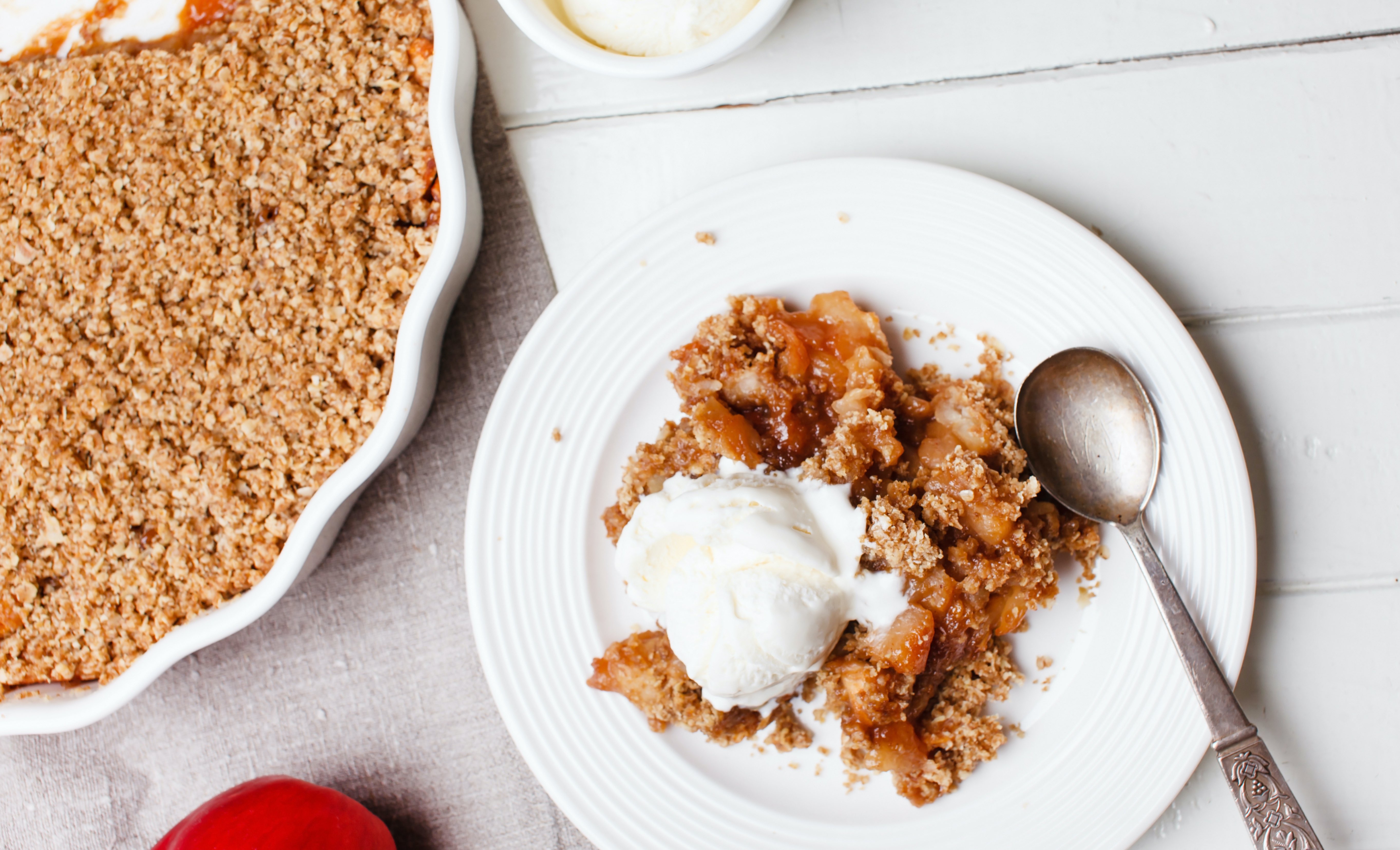 MOIC — DIY 4th of July Recipe for Gingerbread Apple Pie a la Mode